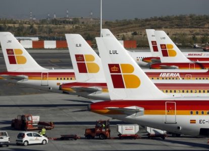 Из-за забастовки работников авиакомпании в Барселоне отменили более 90 рейсов