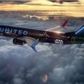 Самолет United Airlines в дизайне StarWars