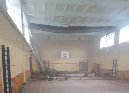В школе №7 Стерлитамака упал потолок